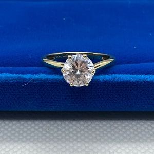 💛 10k Gold 2ct CZ Solitaire Ring